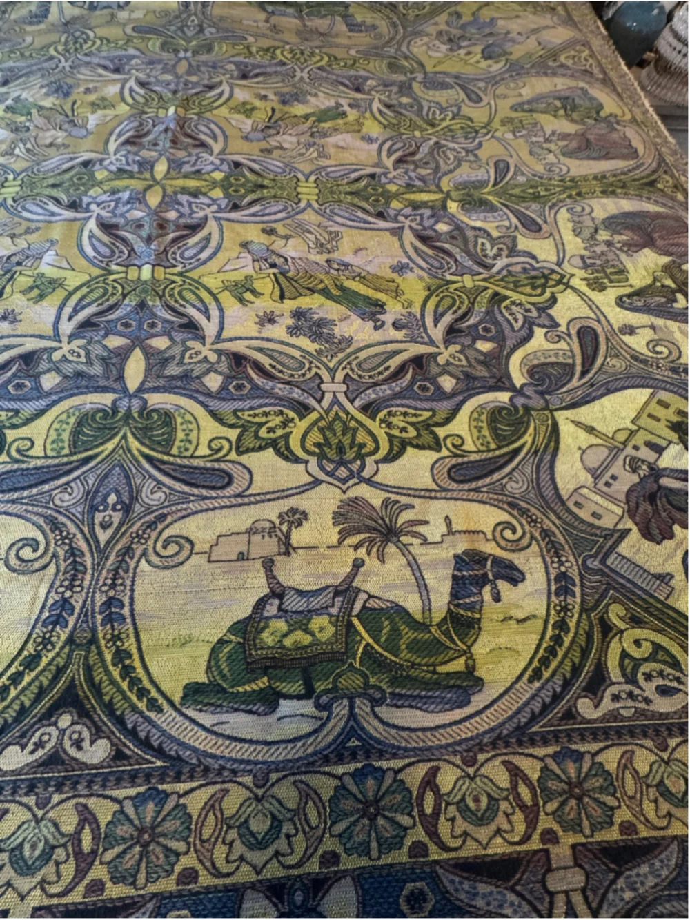 Vintage William Morris Style Woven Tapestry Throw Blanket 70x80 Camel Horse